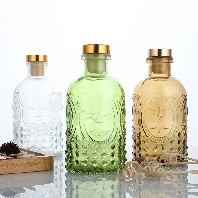 Multiple Color Transparent Embossed Aromatherapy Small Diameter Home Decoration Glass Fragrance Bottles