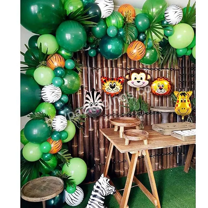 New arrival decorate and decorate the background wall scene of the kindergarten opening send team balloons