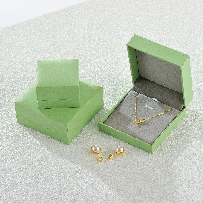 New arrival Logo Printed apple green leatherette gift  jewelry packaging ring box necklace box earrings box