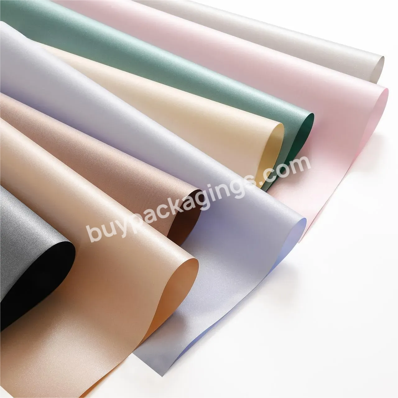 New Design 49cm*5m/roll Pearlescent Surface Flower Wrapping Paper Roll Shinning Plastic Packaging Film For Florist Wrap