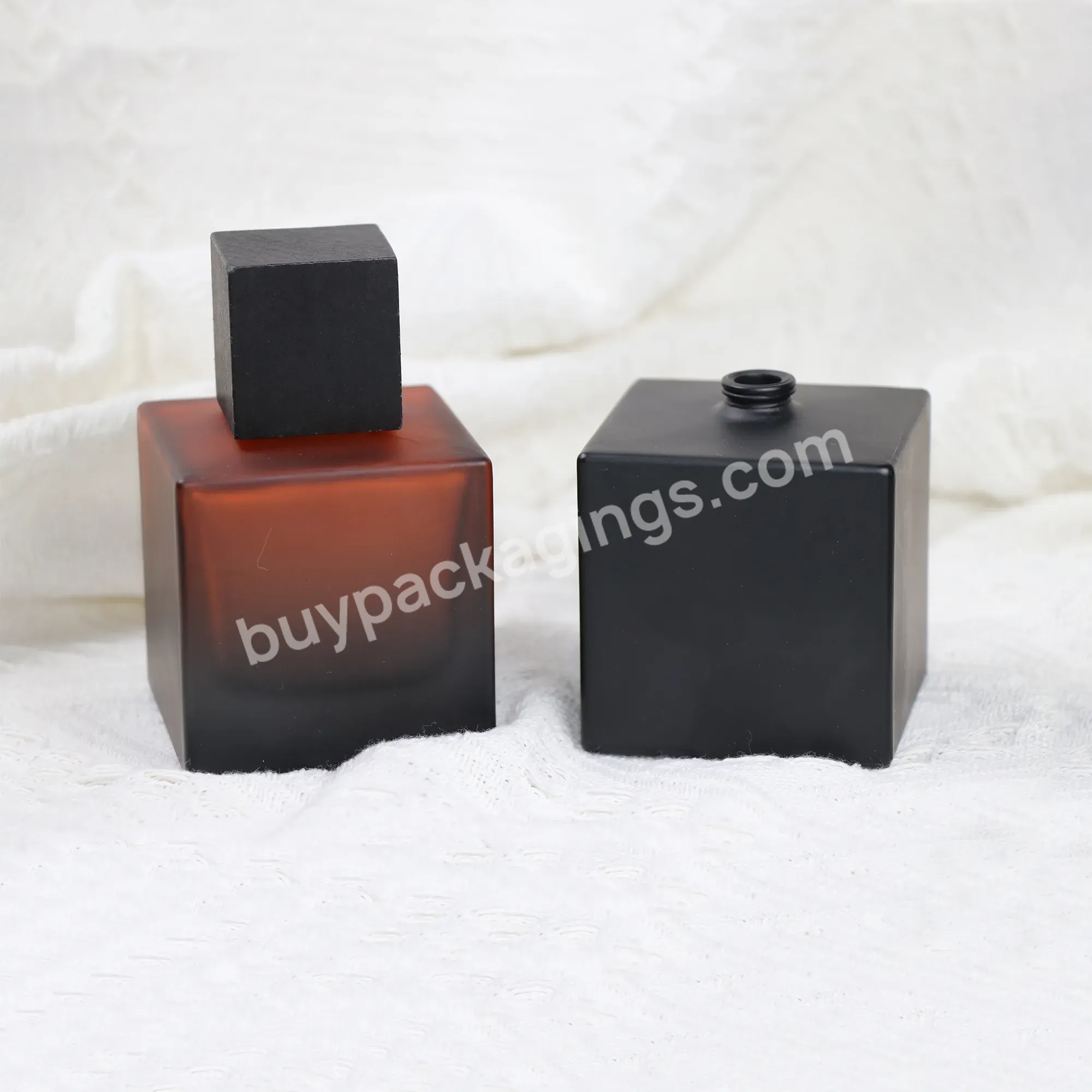 New Design Luxury High Quality Empty 30ml50ml100ml Square Glass Perfume Bottle Refillable Spray With Customized Packaging