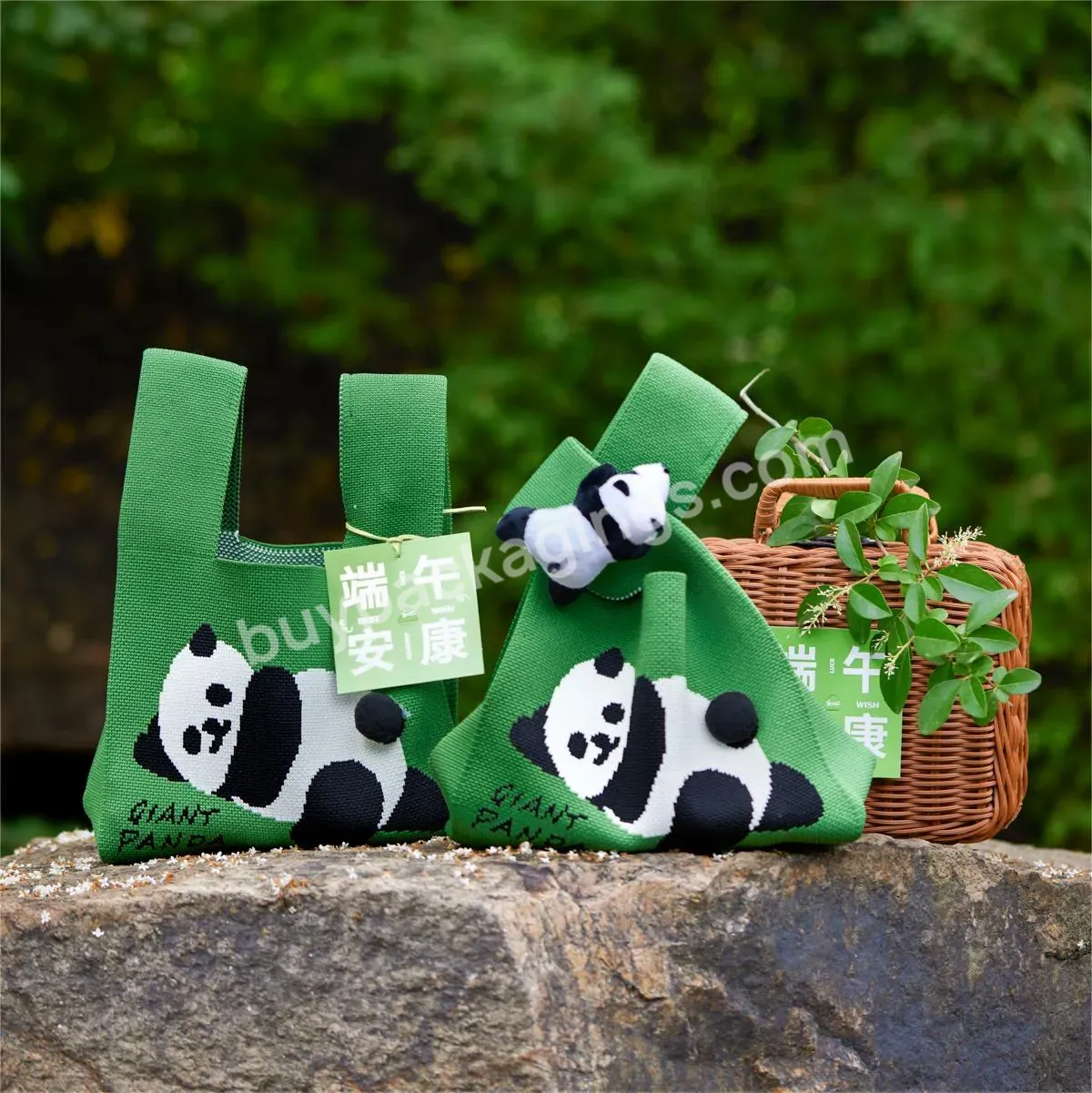 New Recommended Spot Colorful Creative High-end Holiday Portable Panda Pattern Gift Knitting Bag Coin Purse