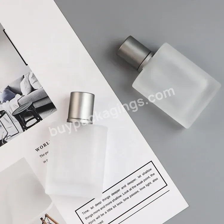 Perfume Bottle Manufacturer Custom Logo Label Printing 30ml Frosted Glass Perfume Bottle