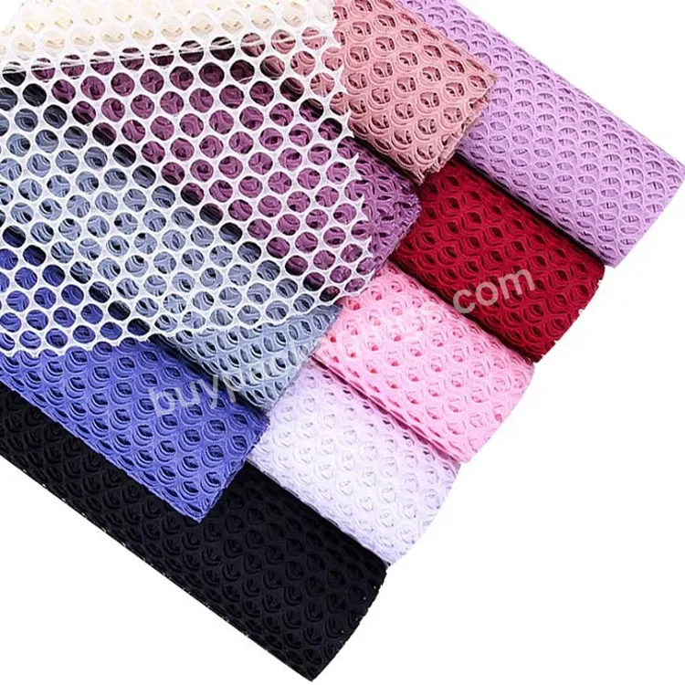 Professional Made Wholesale New Hollow Net Flowers Packaging Material Wrapping Paper Round Hollow-out Flower Mesh Wrappers