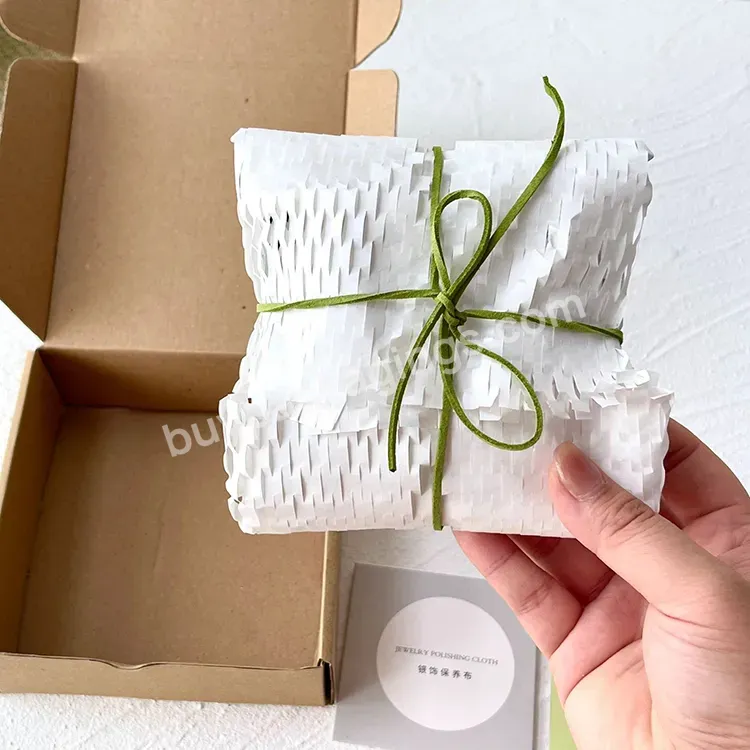 Recyclable Corrugated Wrapping Gift Paper White Honeycomb Cushioning Wrap For Gift Wrapping White Expandable Paper Wrap