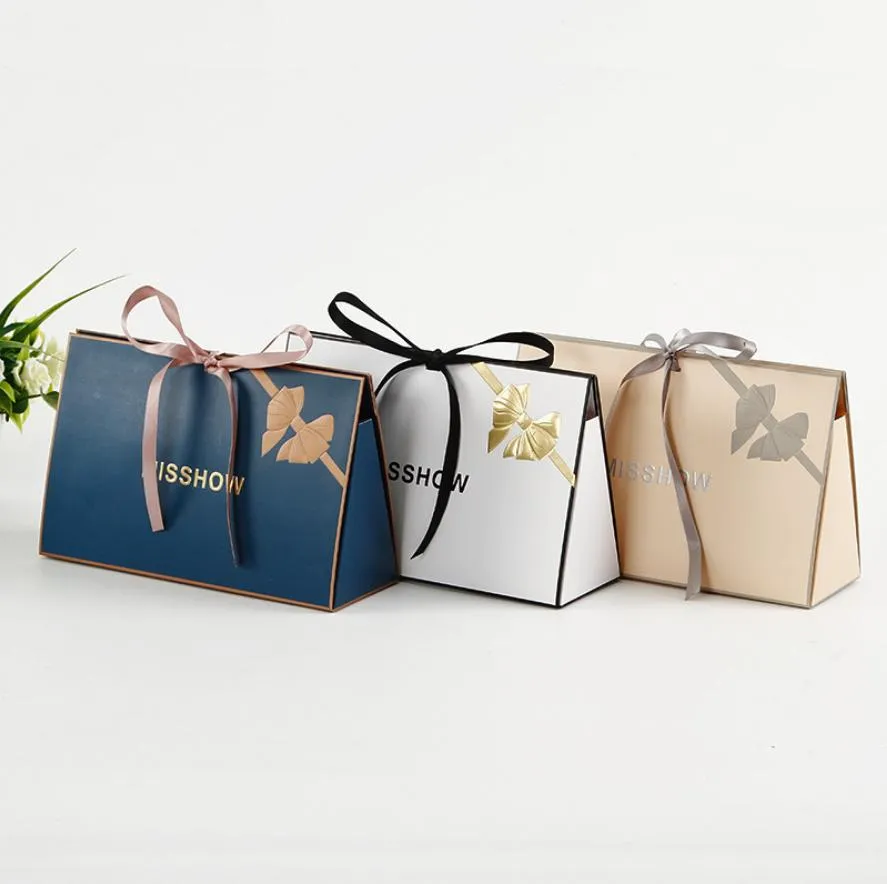 Silk Scarf Packaging Box Lovely Cosmetics Gift Bag  Luxury Jewelry Bag With Logo