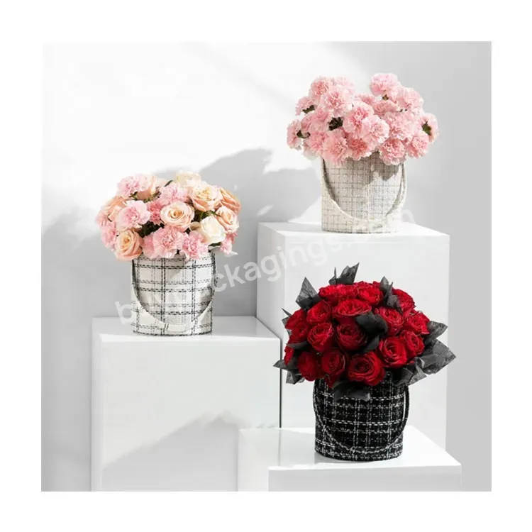 Sim-party Luxury 18x18 Black White Checked Florist Handle Rose Cloth Hug Bucket Round Flower Box