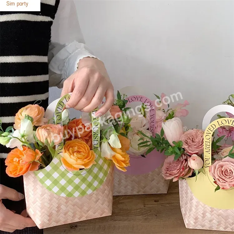 Sim-party Stock Newest Creative Pink Green Rose Florist Handle Paper Bouquet Box Flower Girl Basket