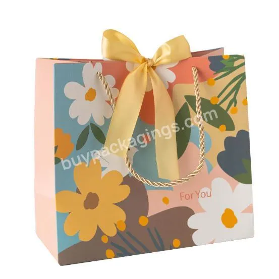 Stylish Sophisticated Dreamy Nail Polish Oil Paper Bags With Customized Logo & Color