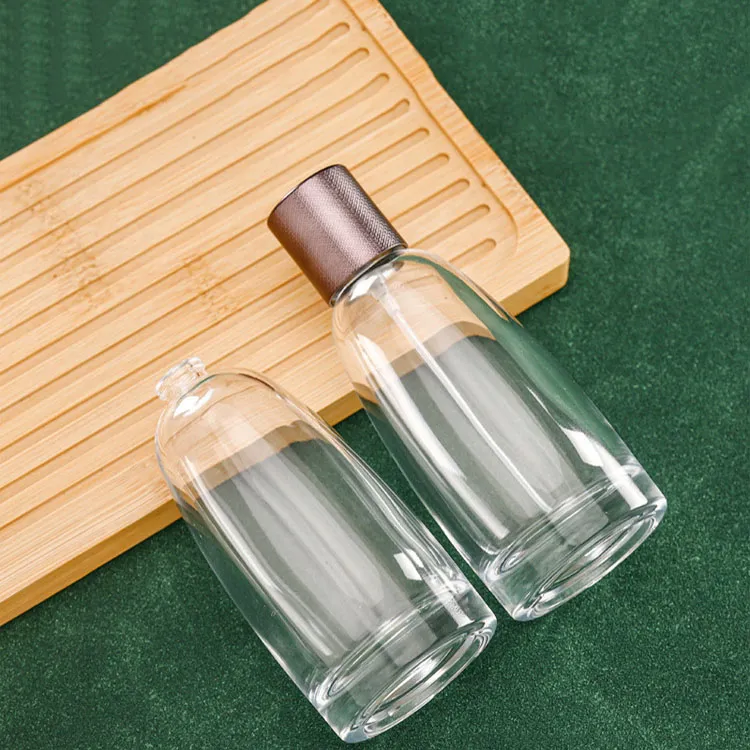 Wholesale Cheap Price Clear Bottle Customized Logo Cone Spray Glass Material Perfume Bottle