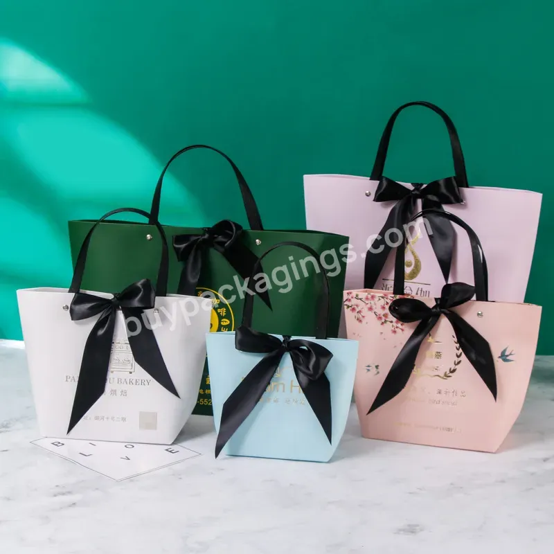 Wholesale Custom Logo Paper Gift Bag Black Satin Custom Paper Gift Bag With Bow Ribbon