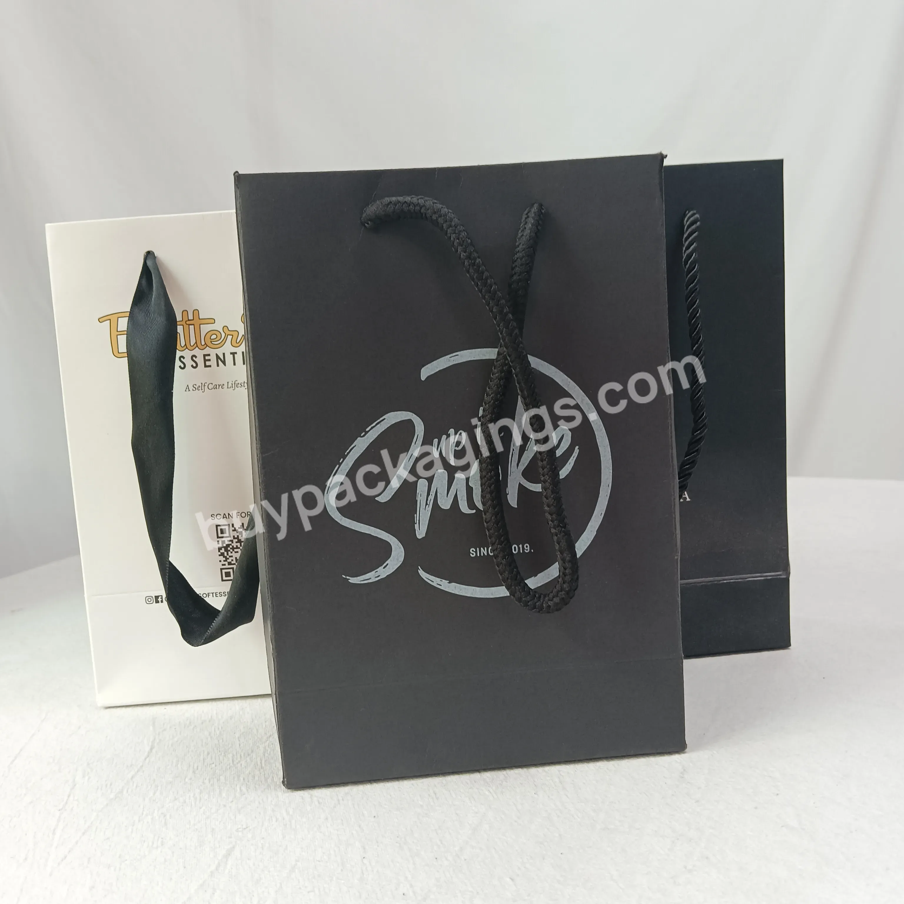 Wholesale Customized Printed With Logo Small Gift Cardboard Paper Bag For Shopping