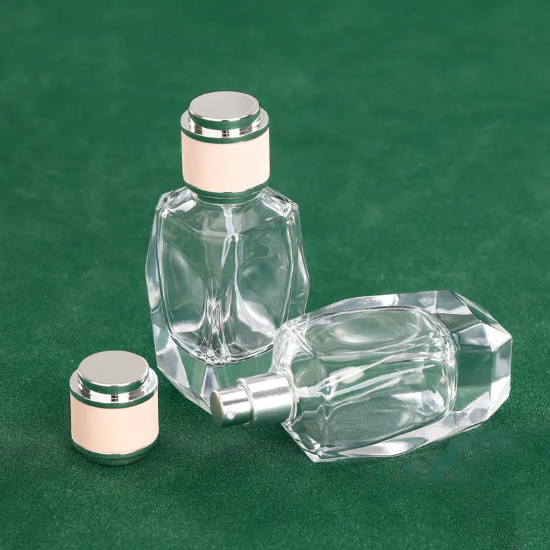 Wholesale High Quality Cheap Price Transparent Texture Spray Glass Material 50ml Perfume Bottle