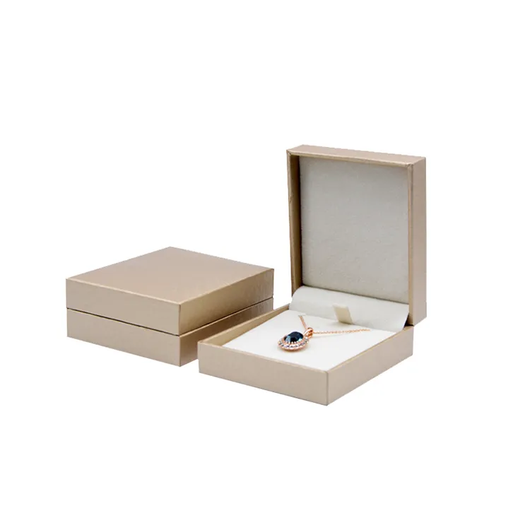 Wholesale luxury custom plastic jewelry storage set ring packaging jewelry gift box with logo