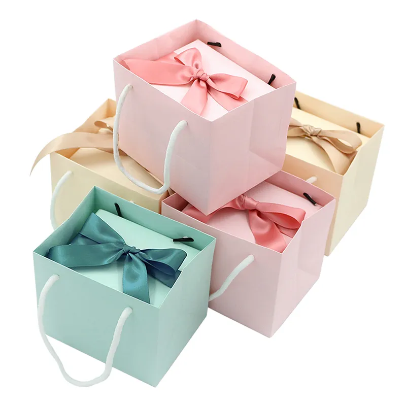 Wholesale luxury perfume jewelry wedding invitations favors candy gift packaging paper boxes and gift box bag set with ribbon