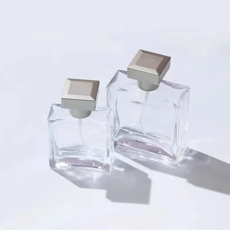 Wholesale Luxury Square Sray Cap Empty Refill Glass Perfume Bottle 25ML 50ML