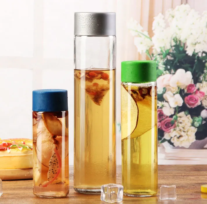 Wholesale Multi Volume Clear Borosilicate Glass Clear Water Bottle Custom Logo With Lid