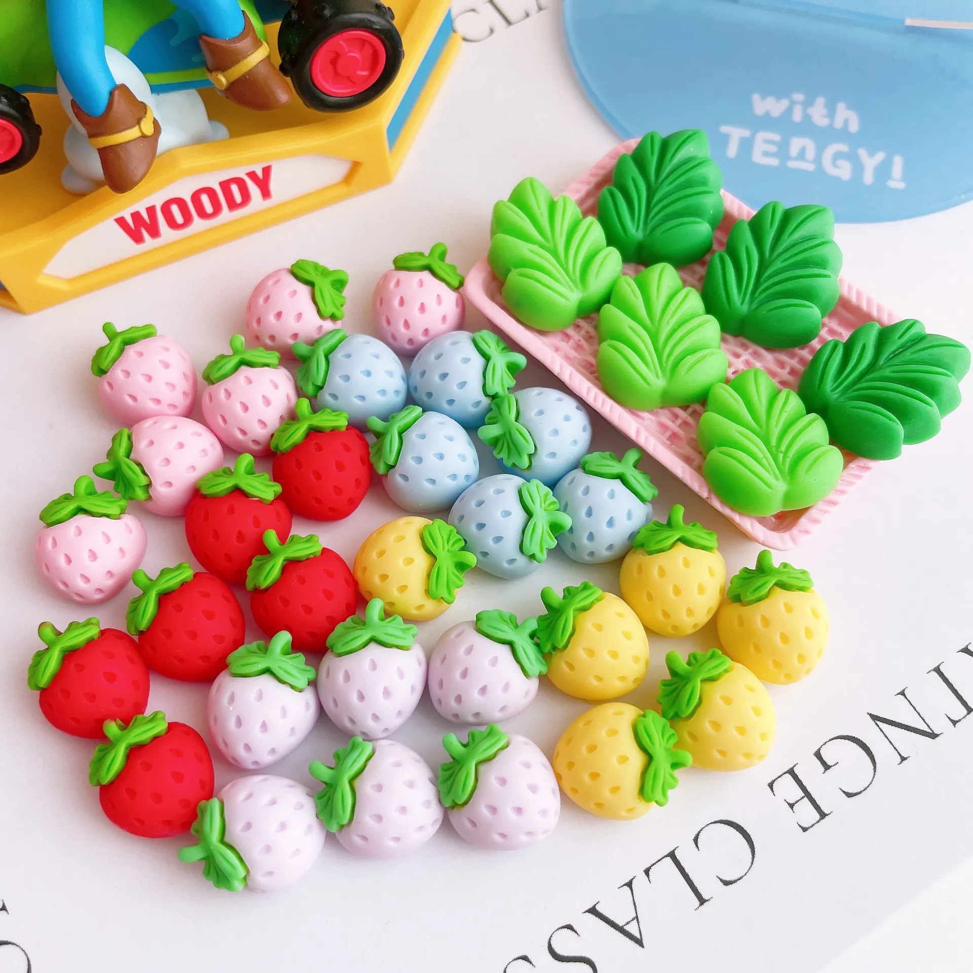 Wholesale Price Korea Leaf Flower Strawberry Blueberry 3d Fruit refrigerator magnet