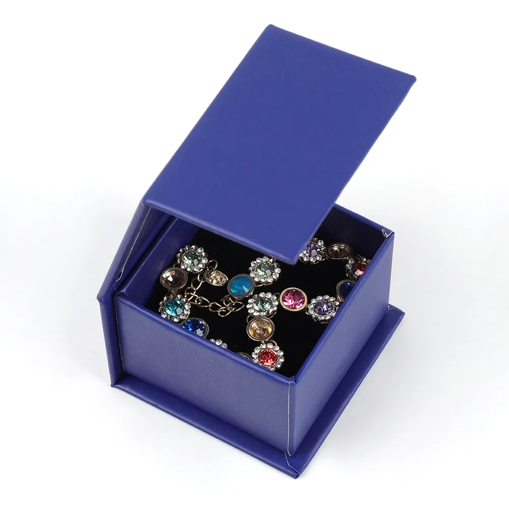 Wholesale Ring Earring Necklace Bracelet luxurious magnetic packaging box cardboard Foldable Paper Jewelry Box