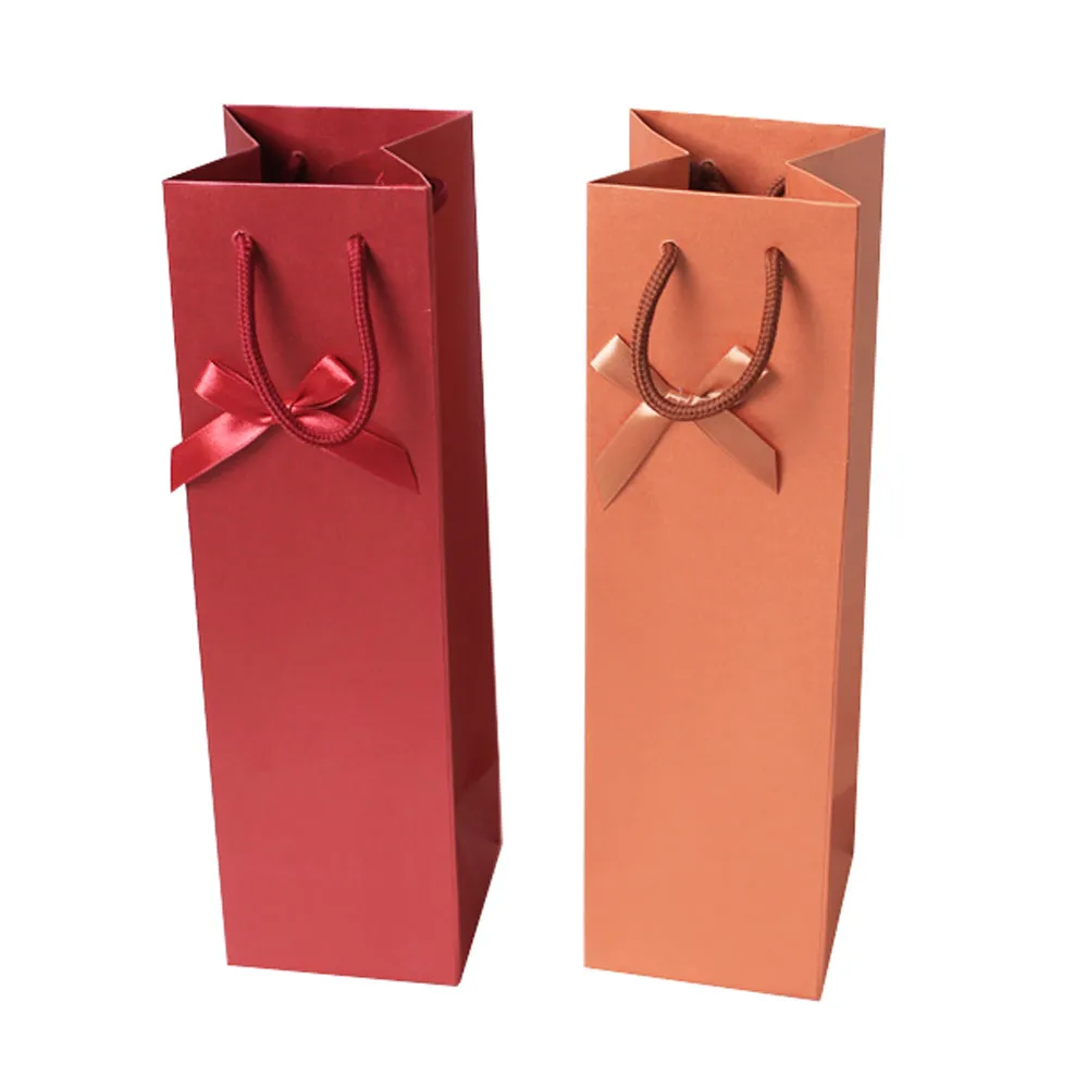 ZL Wholesale Luxury Gold And Red Christmas Handmade Eco Friendly Paper Gift Bag With Handles For Packaging Wine Bottle Liquor