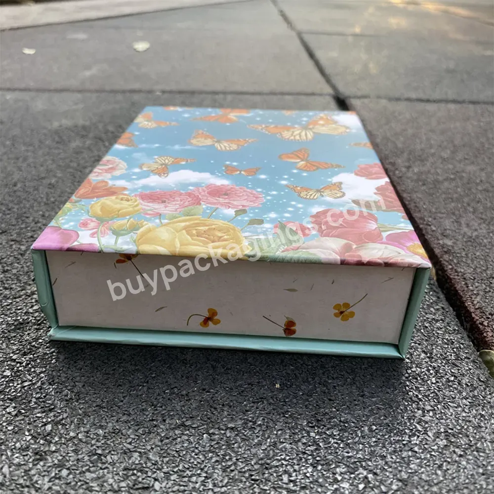 Custom Clothing Cardboard Rigid Paper Packaging Closure Magnetic Gift Box For Shoes & Clothing