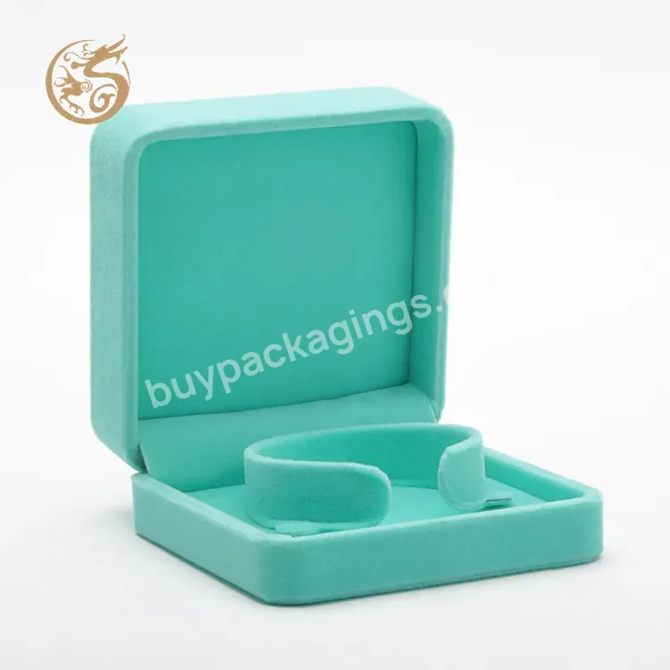 Factory Jewelry Packaging Blue Velvet Bracelet Box Custom Romantic Sweet Luxury Small Jewelry Box Earring Gift Box Jewelry