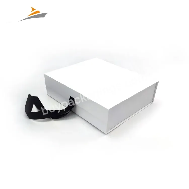 China Wholesale Custom Logo Printed Luxury White Cardboard Folding Gift Packaging Boxes For Clothing Shoe