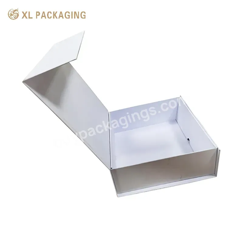 Custom Gold Embossing Logo Texture Paper Magnetic Closure Foldable Packaging Paper Box Skincare Clothing Box